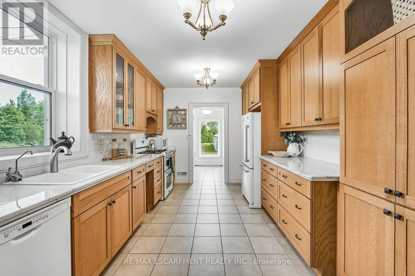 483 HARVEST ROAD