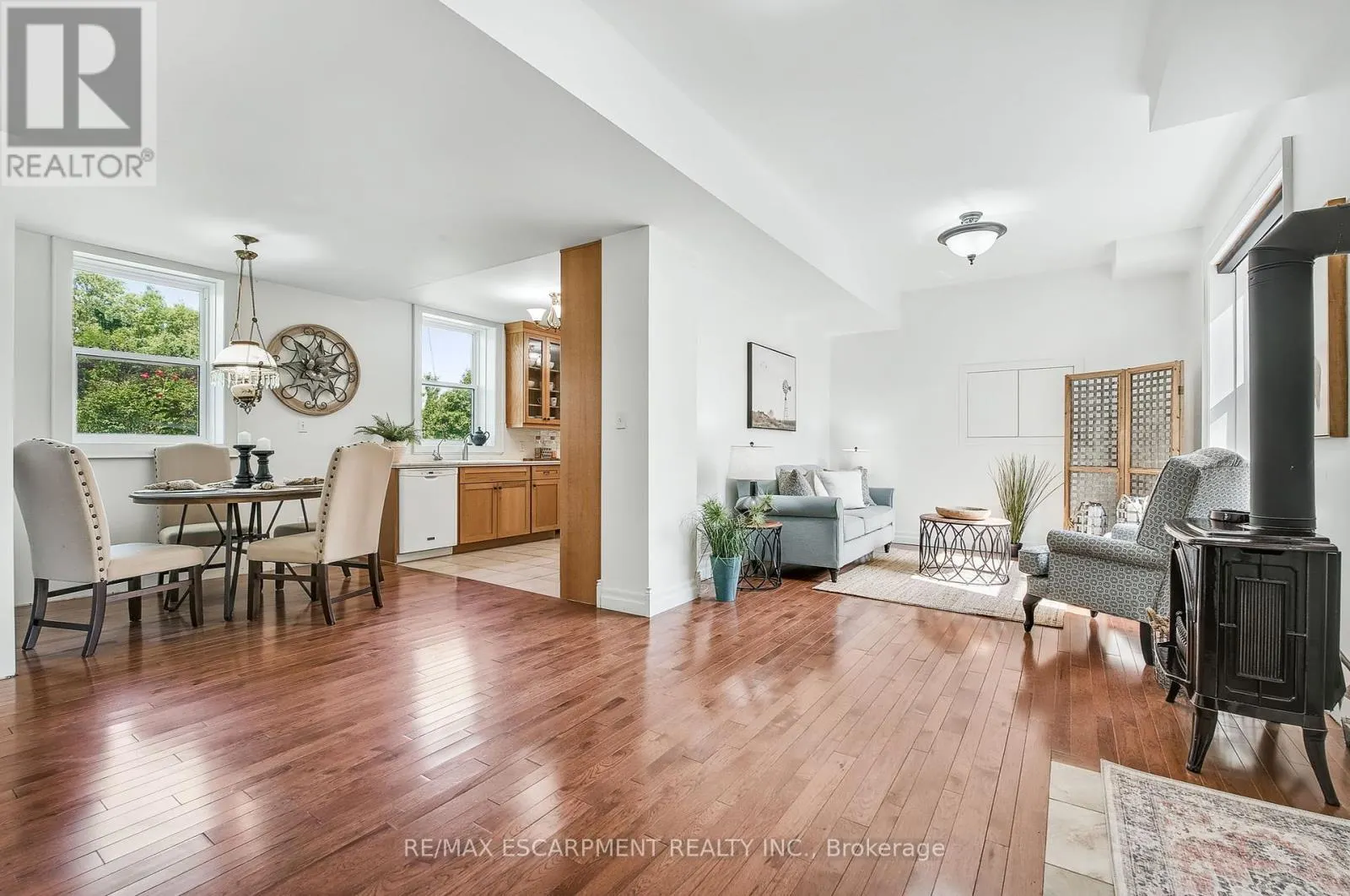 483 HARVEST ROAD