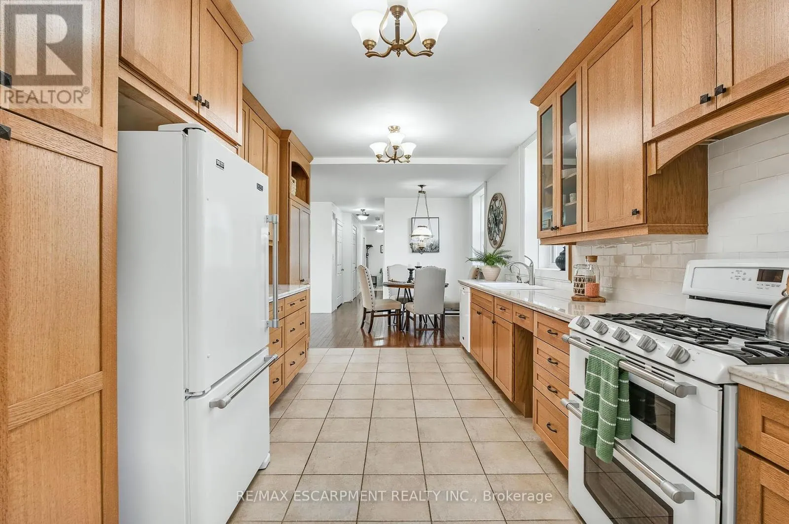 483 HARVEST ROAD