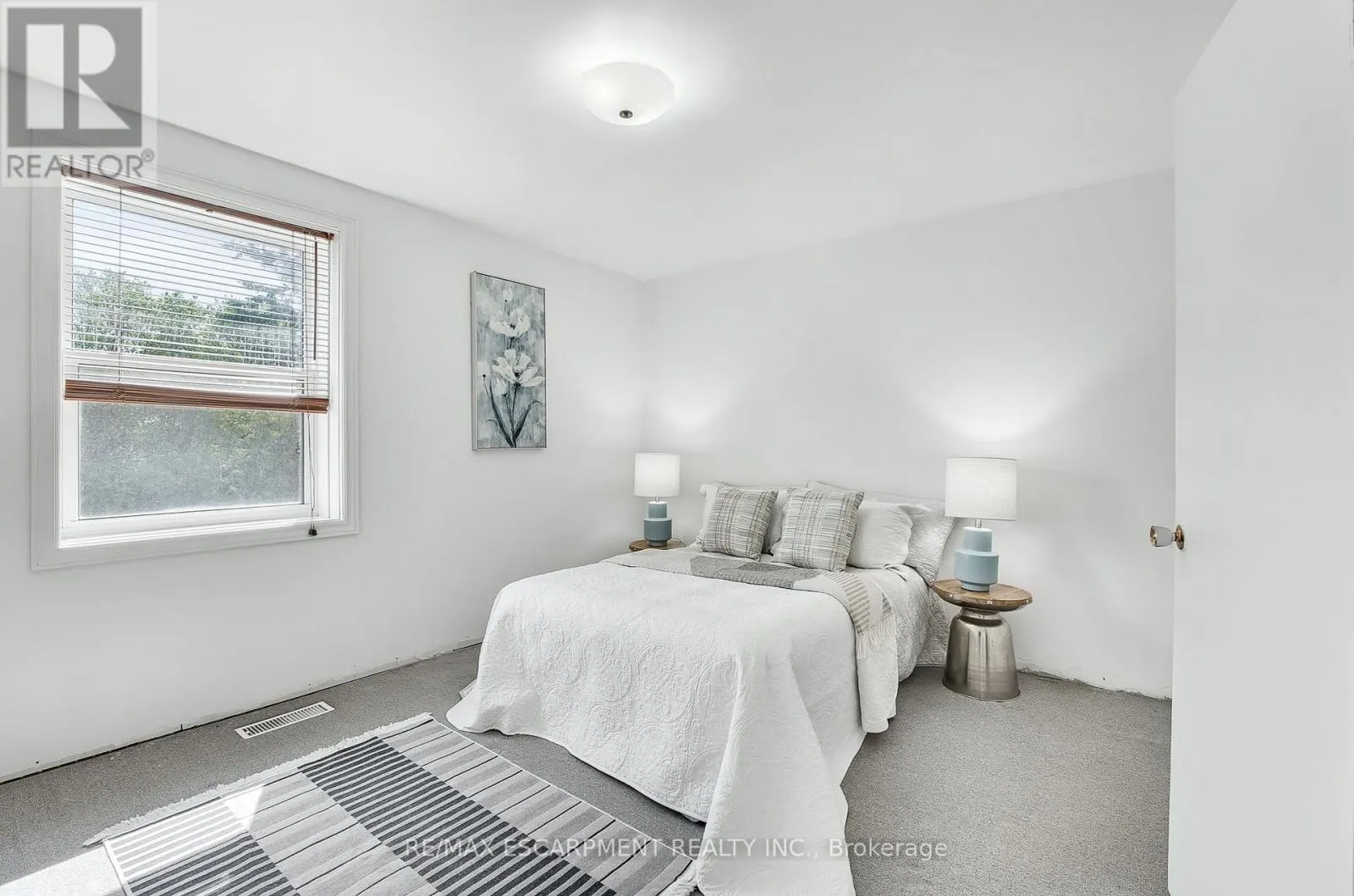 483 HARVEST ROAD