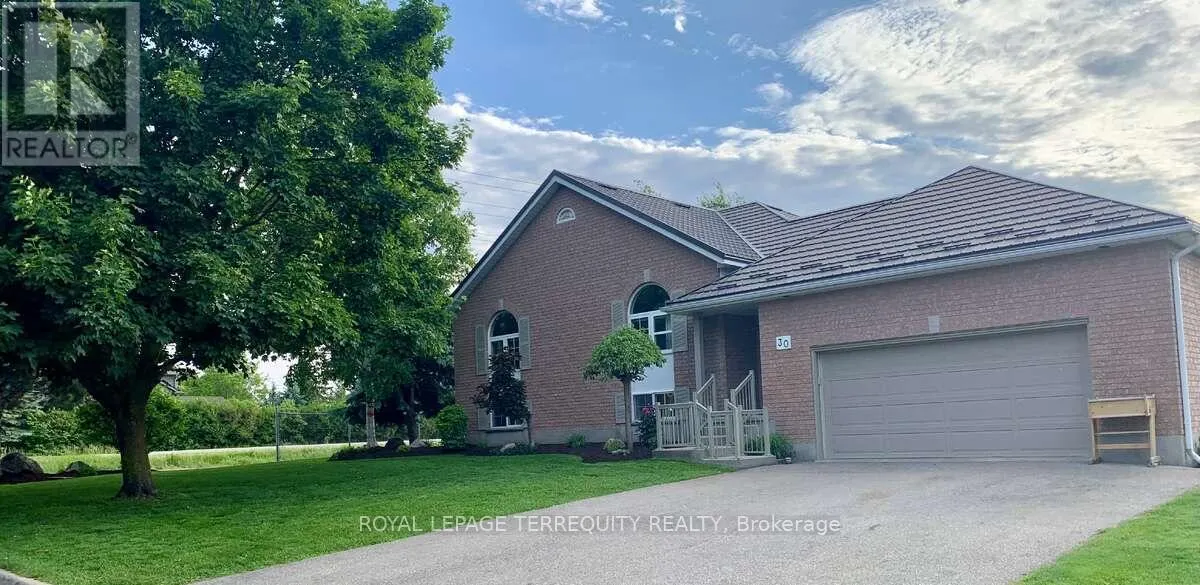 30 MUSSELMAN CRESCENT
