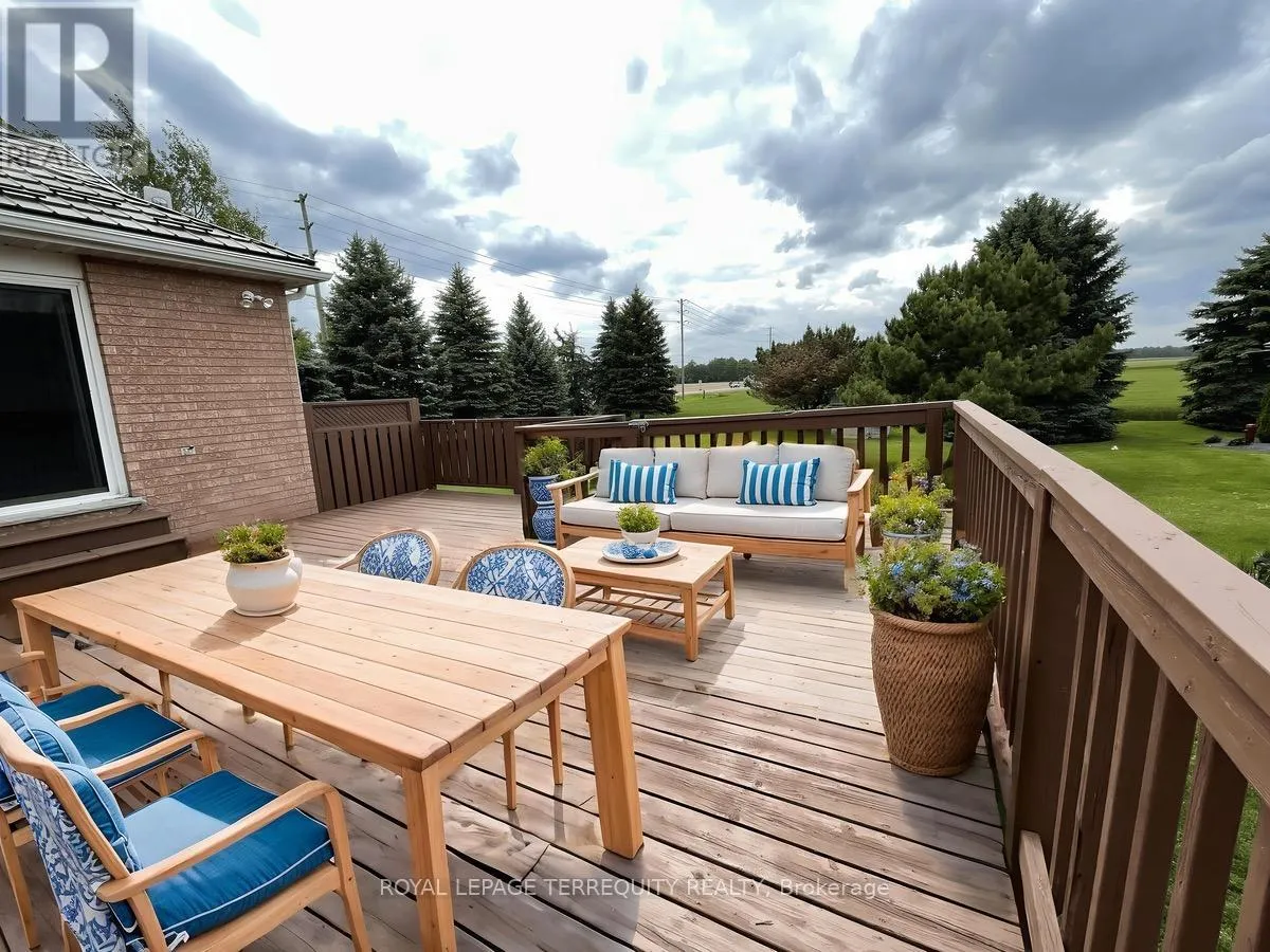 30 MUSSELMAN CRESCENT