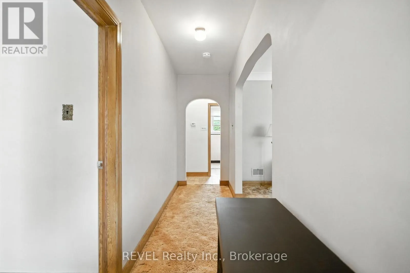 146 MAIN STREET E