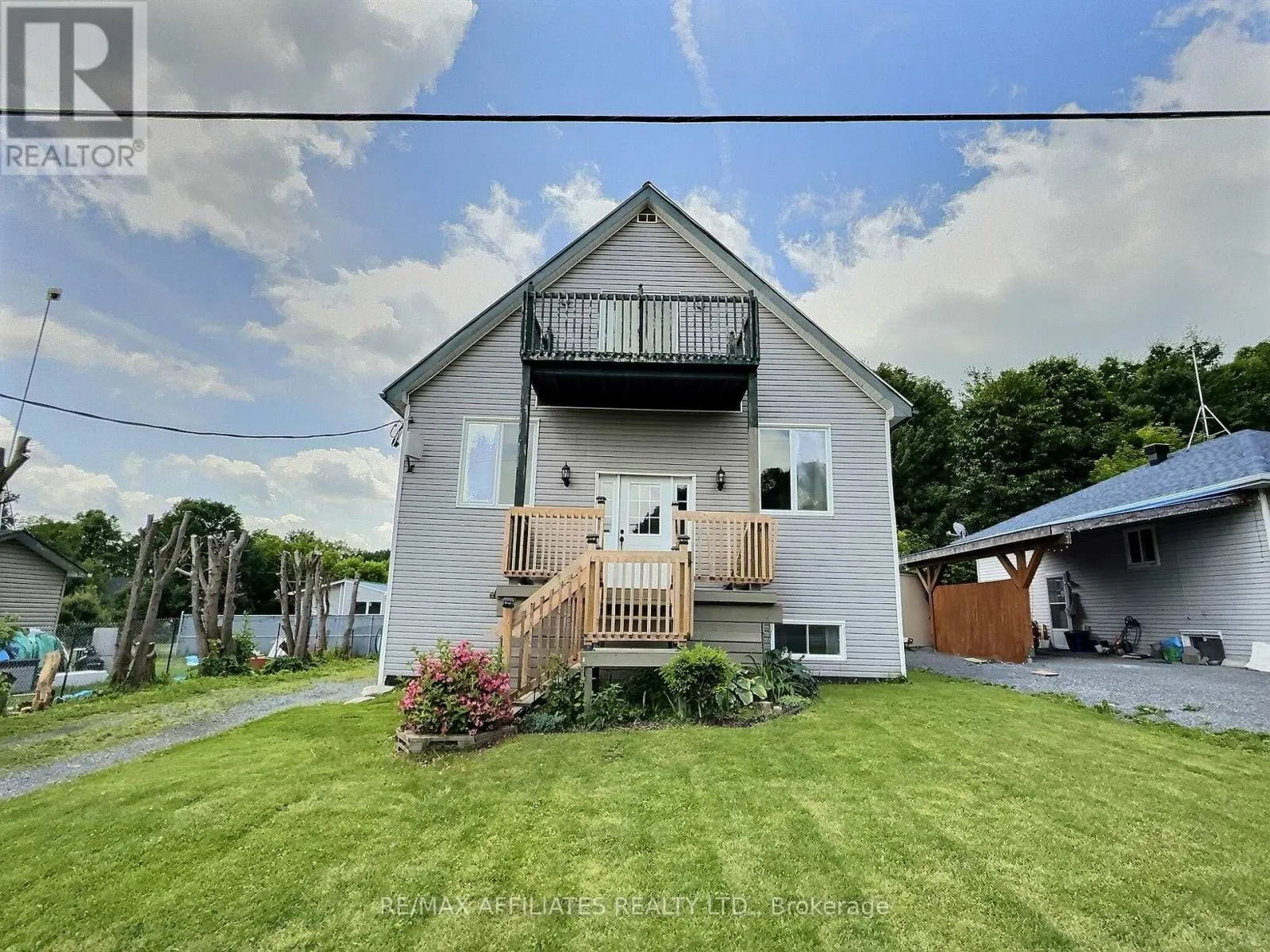861 LOUIS ERNEST ROAD