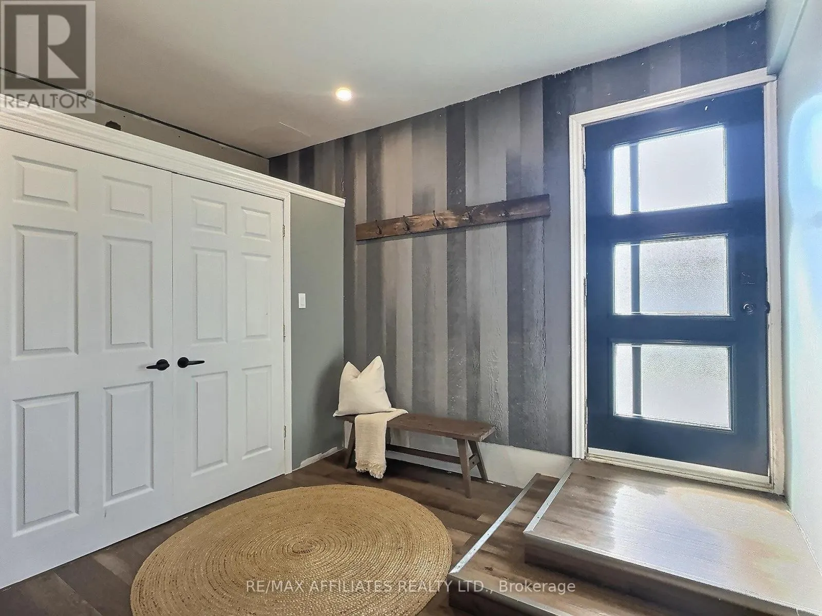 861 LOUIS ERNEST ROAD
