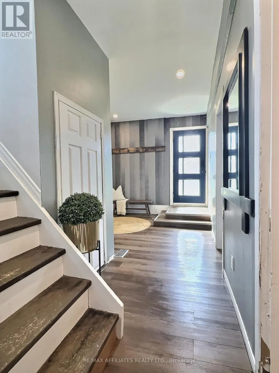 861 LOUIS ERNEST ROAD