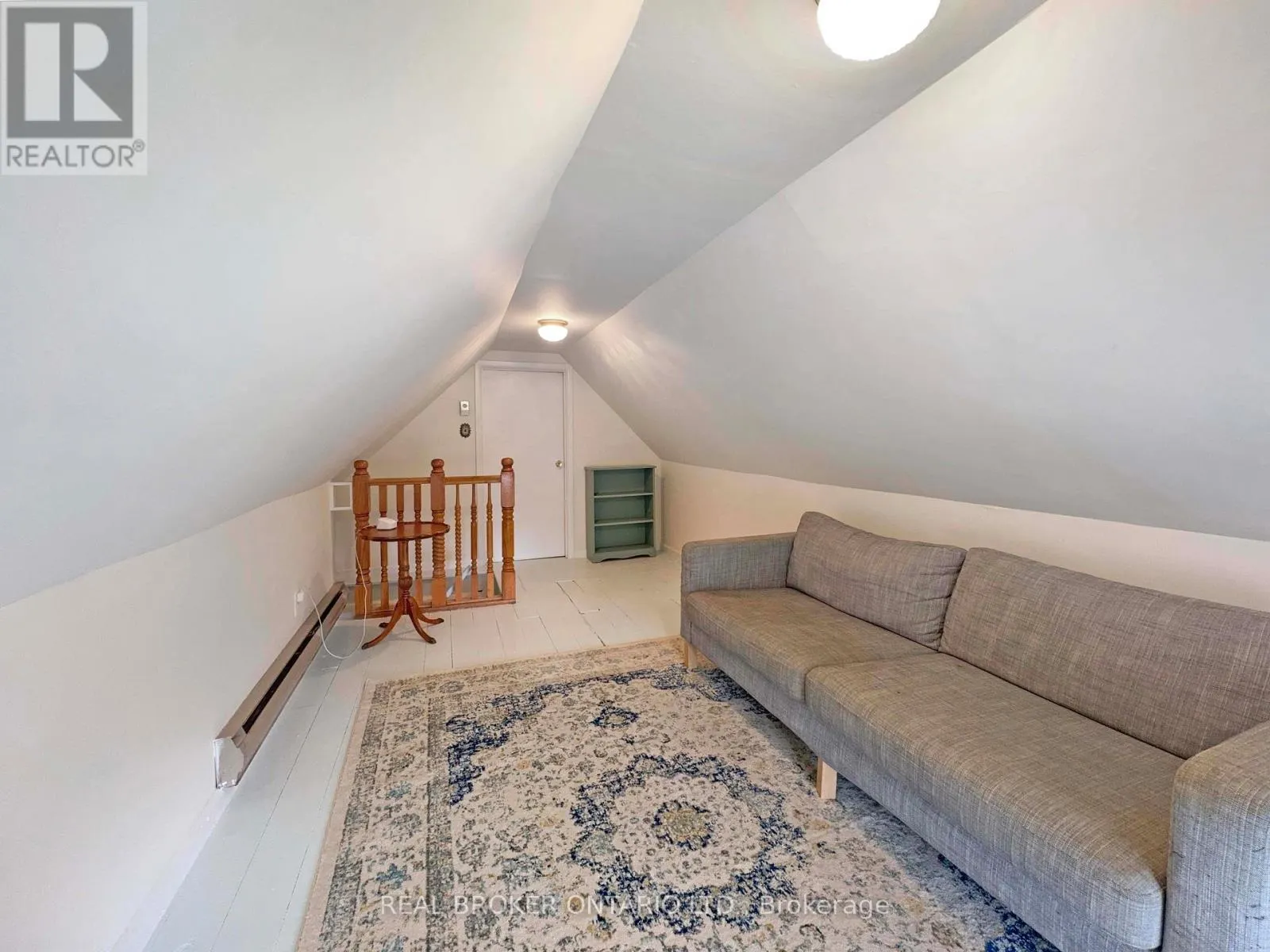 5 HAWARDEN AVENUE
