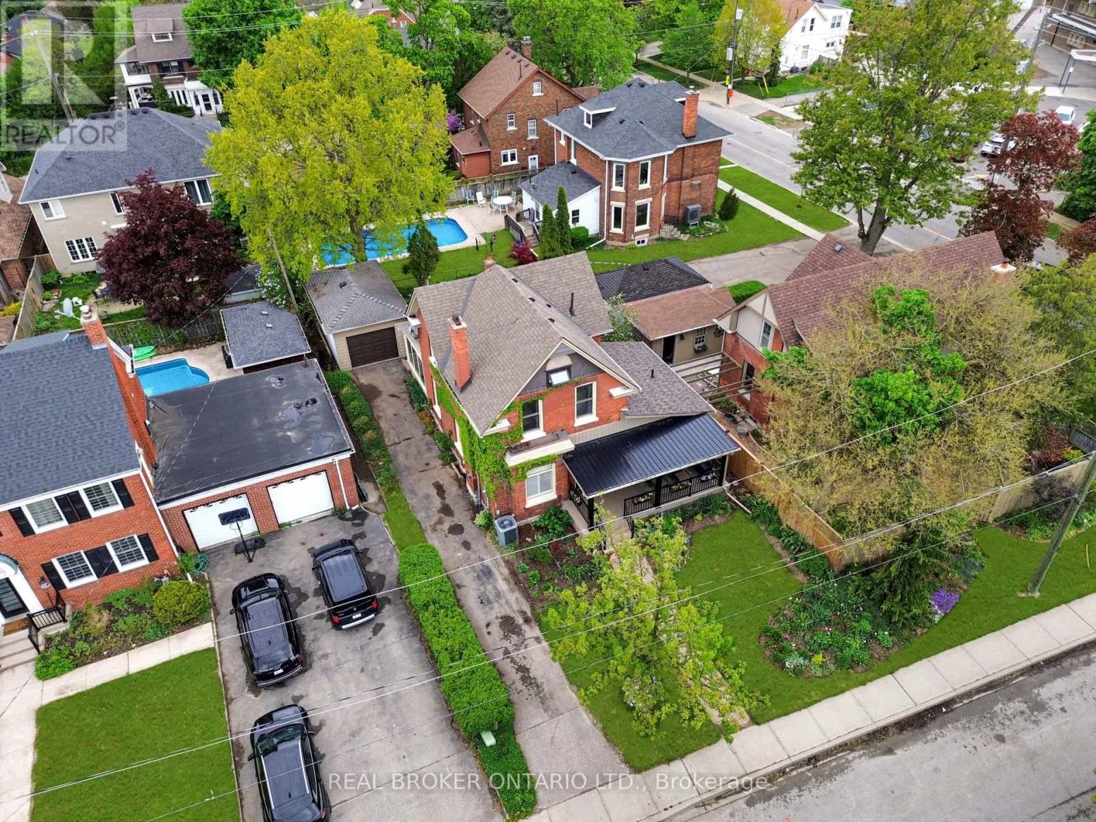 5 HAWARDEN AVENUE