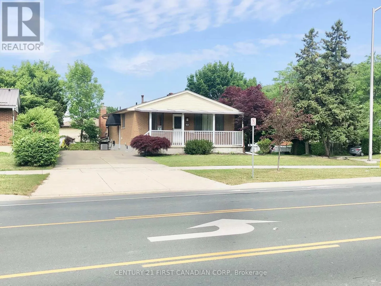 190 FAIRVIEW AVENUE