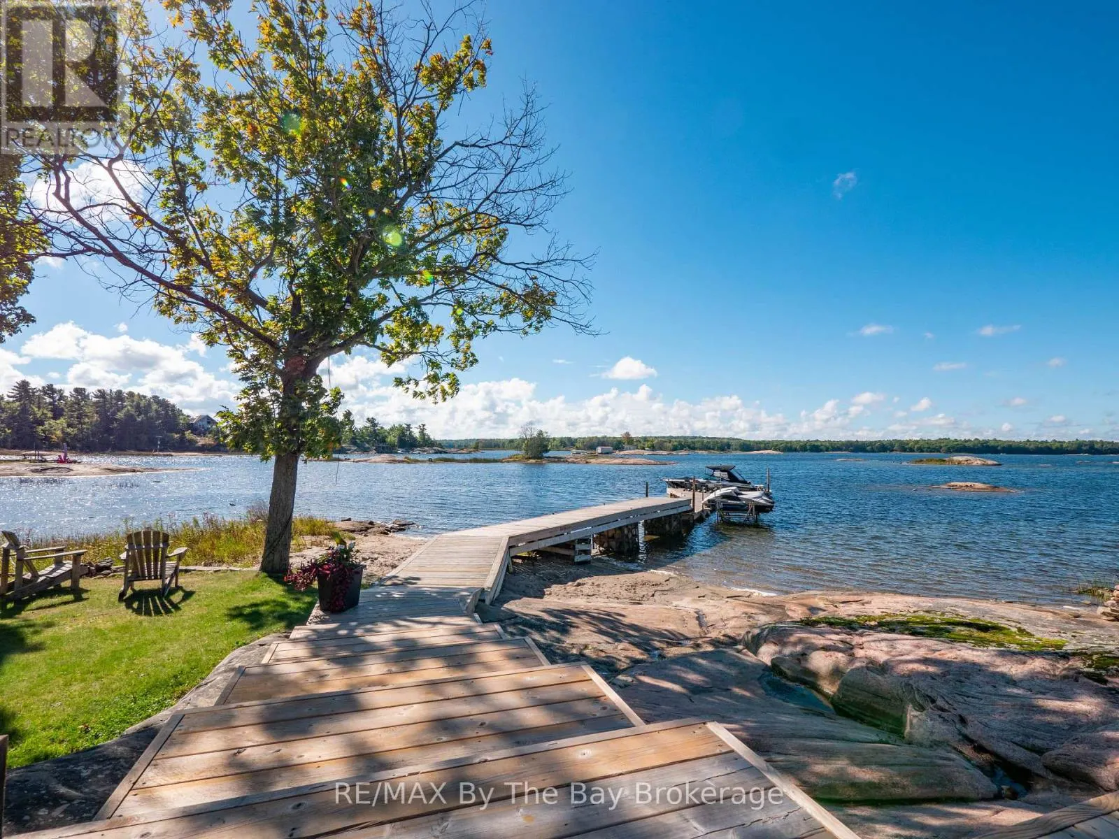 4476 ISLAND 1040/LITTLE BEAUSOLEIL ISLAND