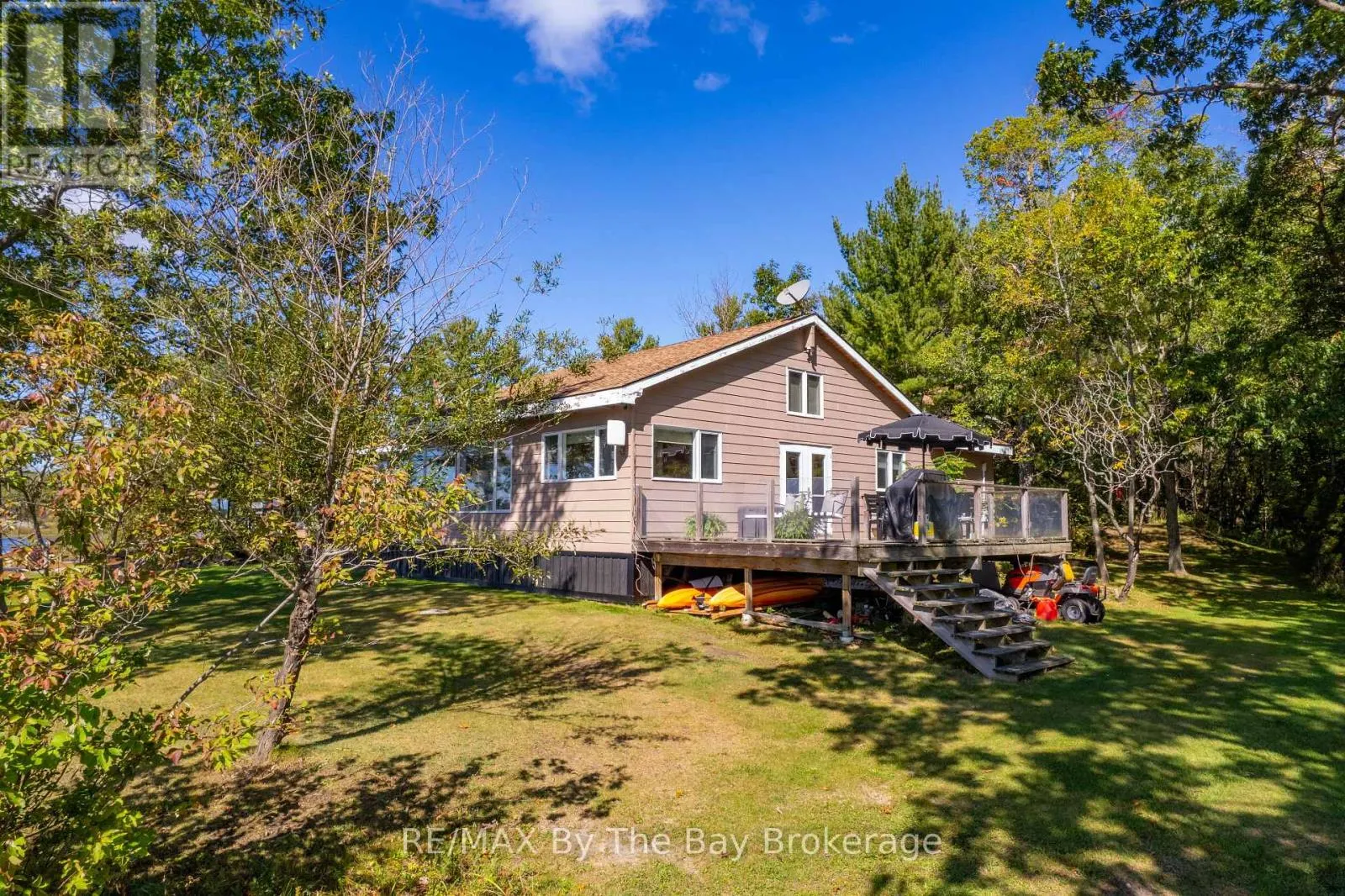 4476 ISLAND 1040/LITTLE BEAUSOLEIL ISLAND