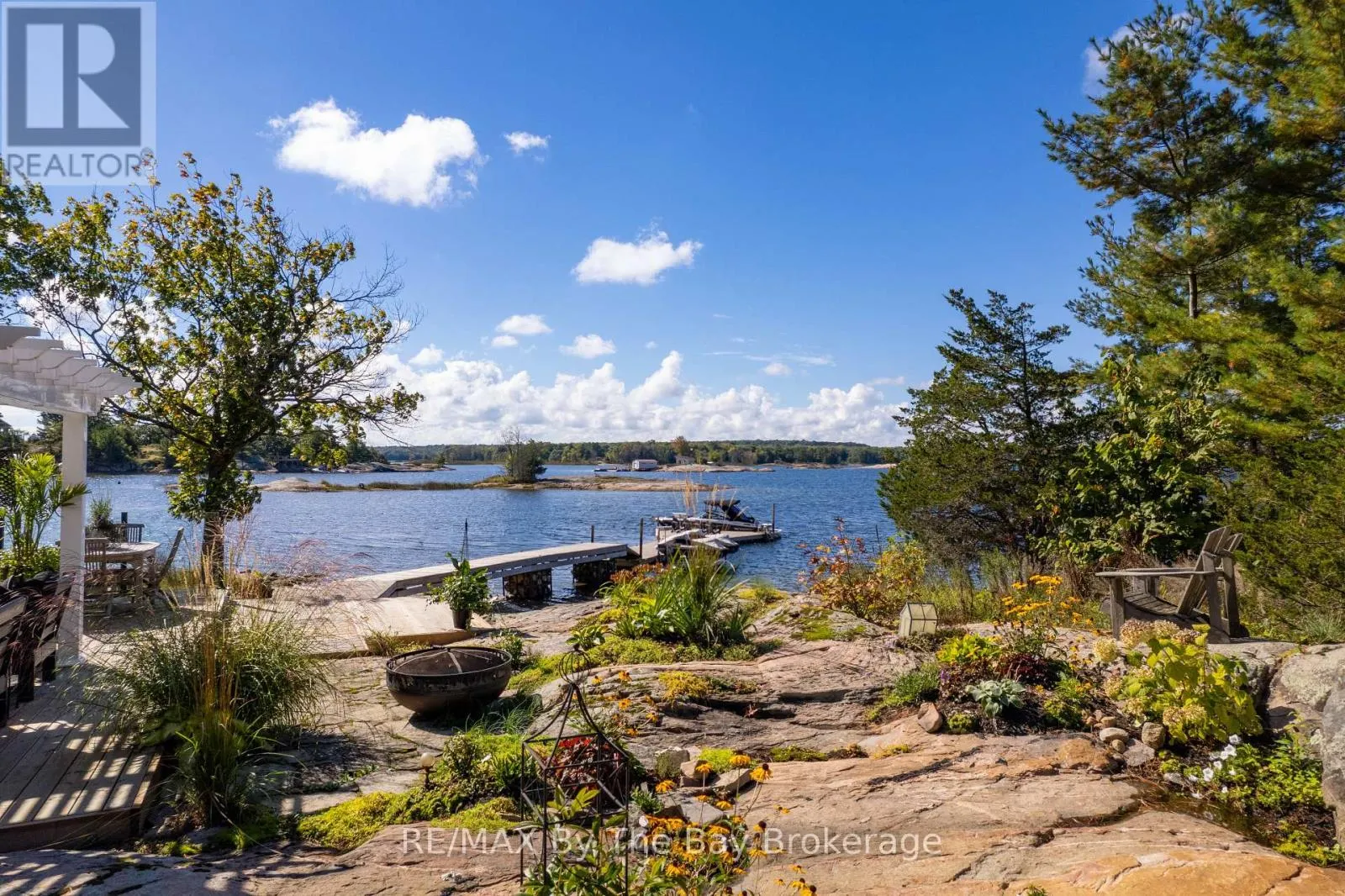 4476 ISLAND 1040/LITTLE BEAUSOLEIL ISLAND