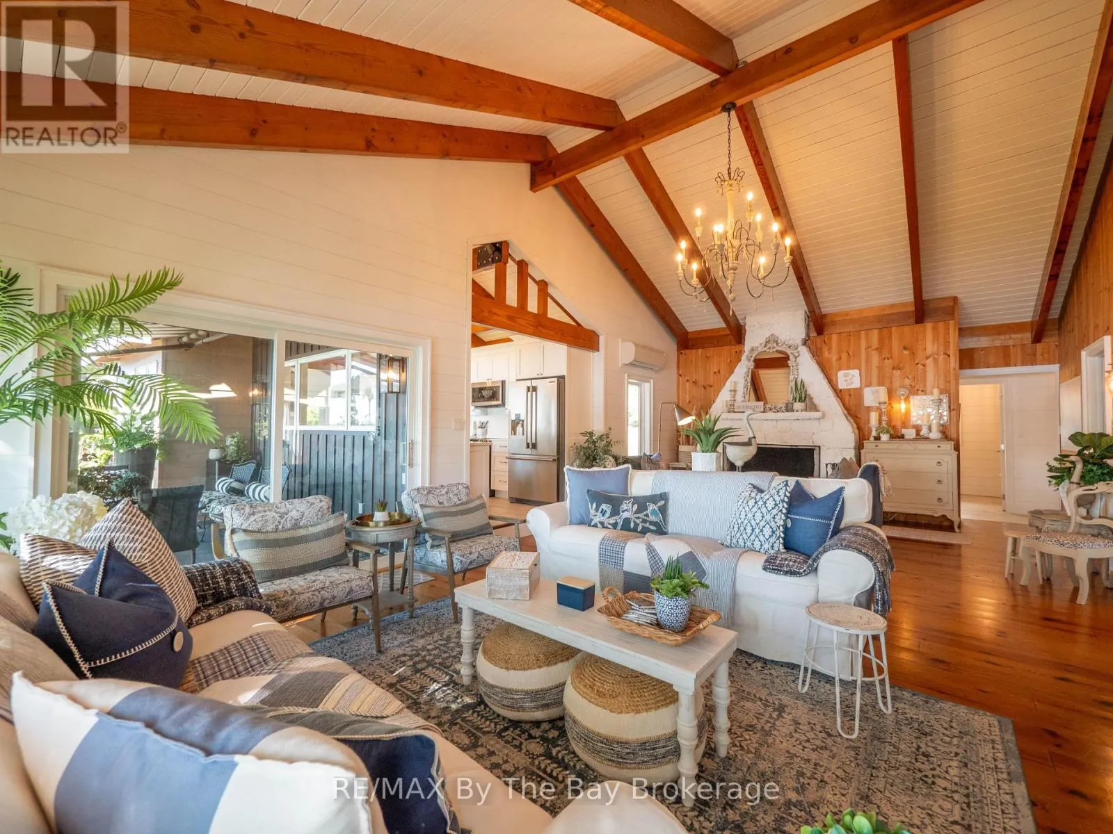 4476 ISLAND 1040/LITTLE BEAUSOLEIL ISLAND