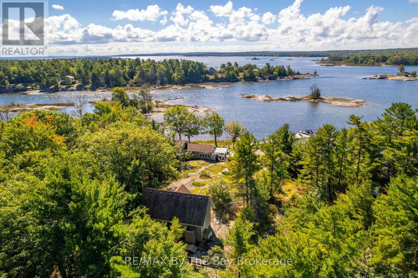 4476 ISLAND 1040/LITTLE BEAUSOLEIL ISLAND