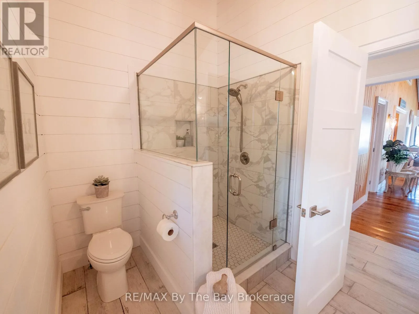 4476 ISLAND 1040/LITTLE BEAUSOLEIL ISLAND
