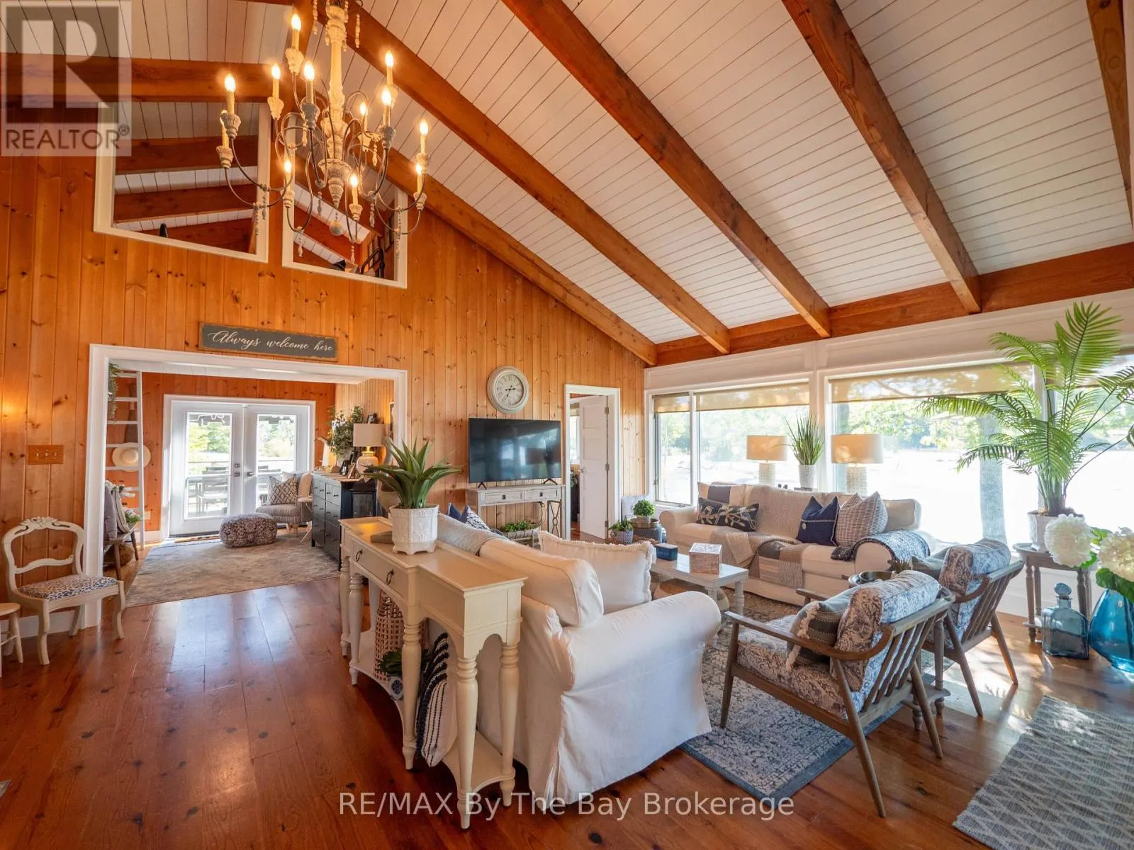 4476 ISLAND 1040/LITTLE BEAUSOLEIL ISLAND