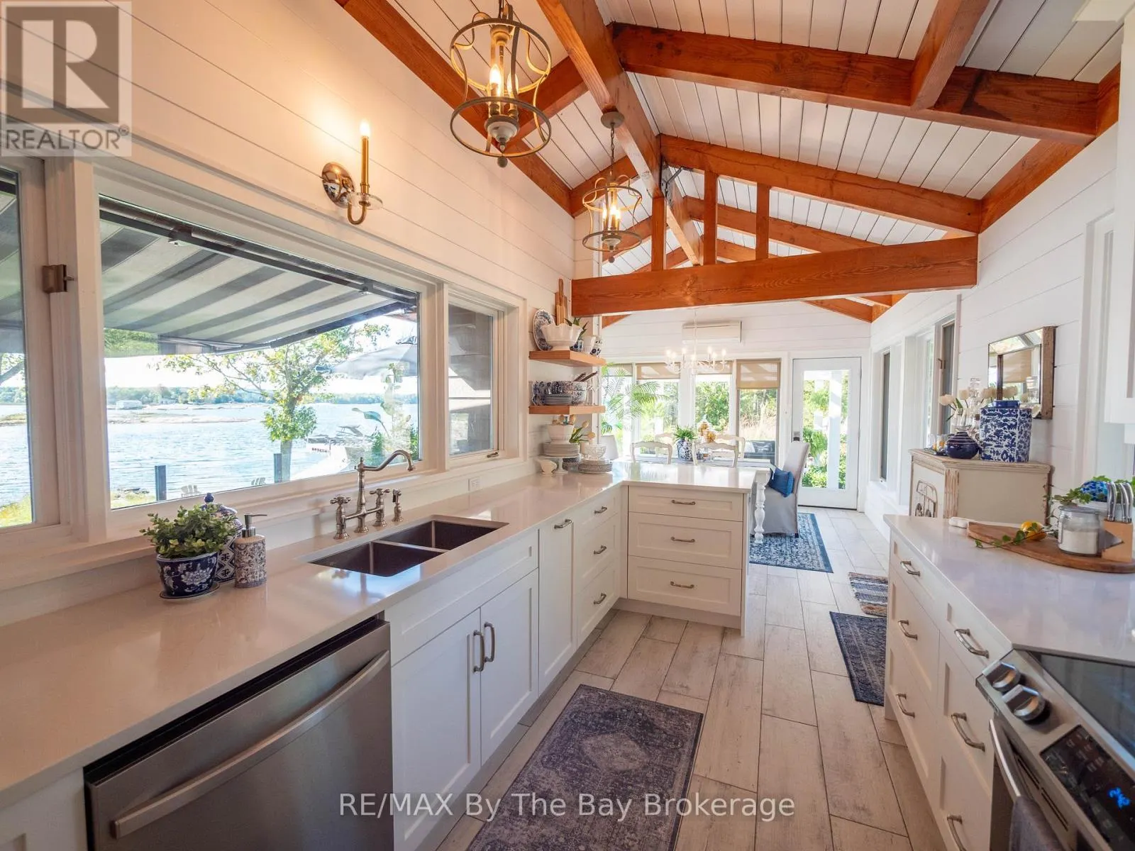 4476 ISLAND 1040/LITTLE BEAUSOLEIL ISLAND