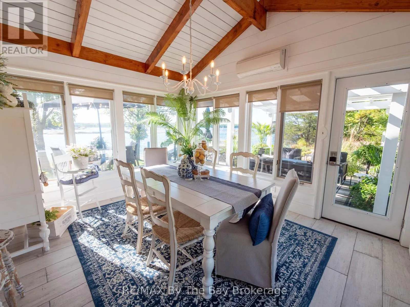 4476 ISLAND 1040/LITTLE BEAUSOLEIL ISLAND