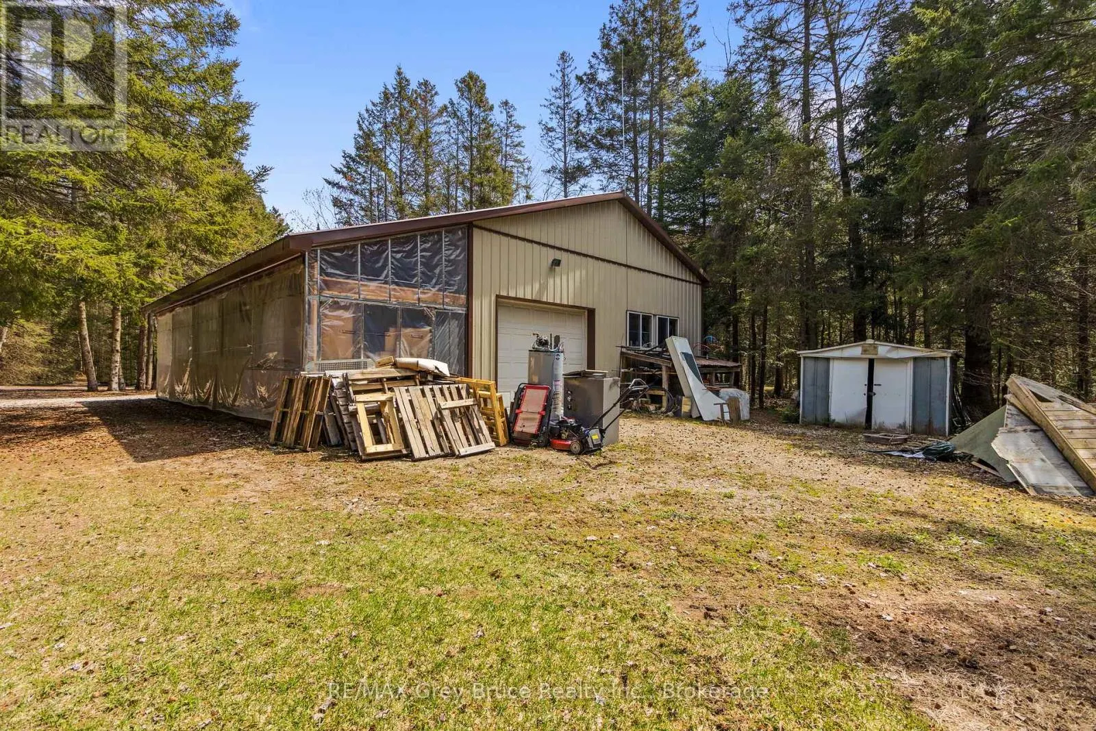 33 WOODSTOCK AVENUE