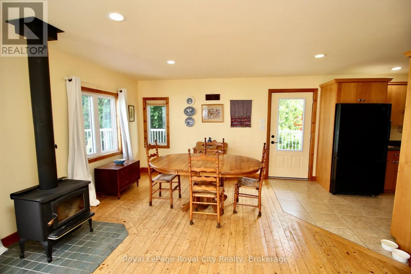 14 DOCK LANE