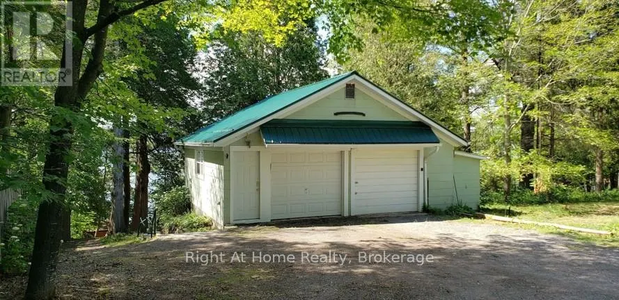 4352 R43 ROAD