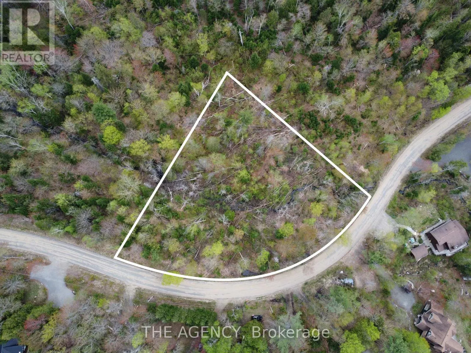 PCL 21380 WALKER LAKE DRIVE E