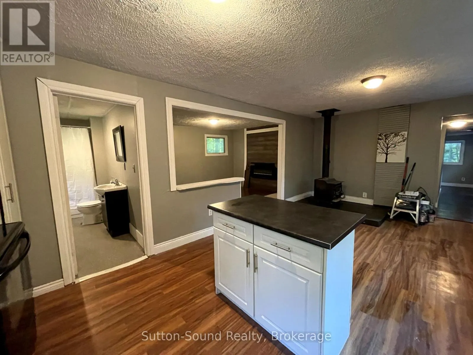 442 BERFORD LAKE ROAD