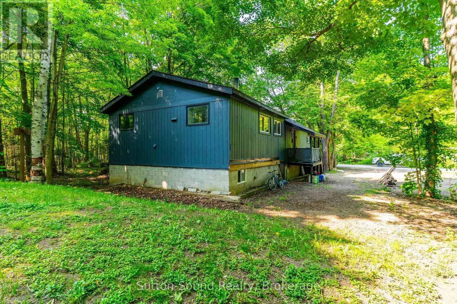 442 BERFORD LAKE ROAD