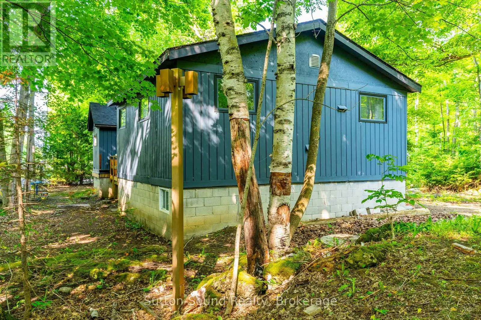 442 BERFORD LAKE ROAD