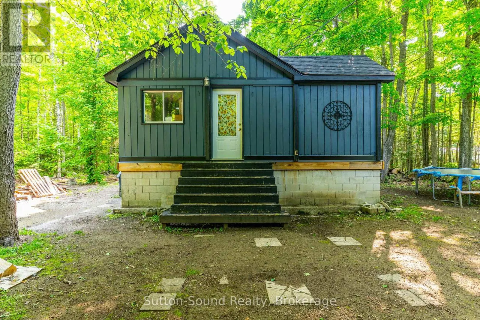 442 BERFORD LAKE ROAD