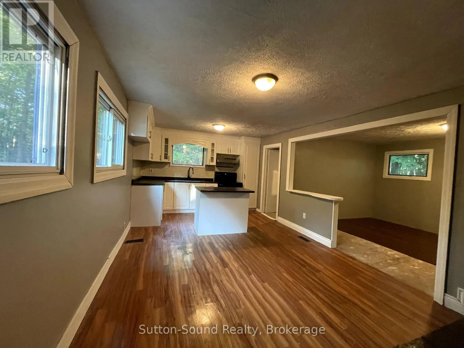 442 BERFORD LAKE ROAD