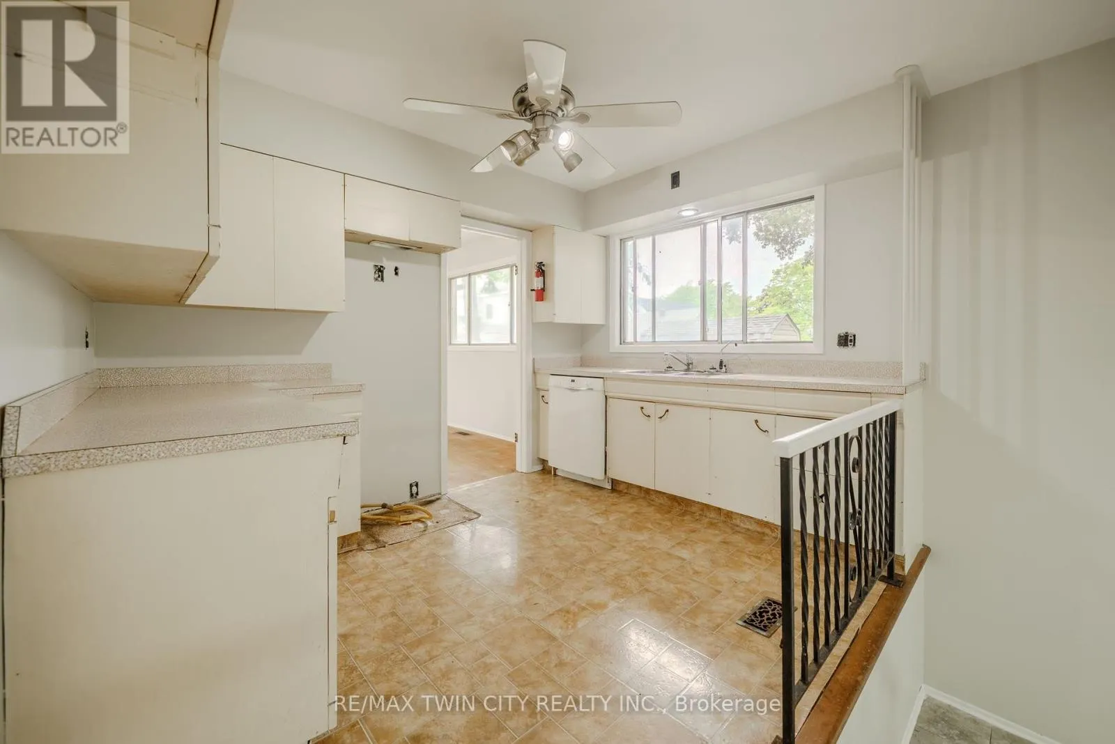 234 GRAND STREET