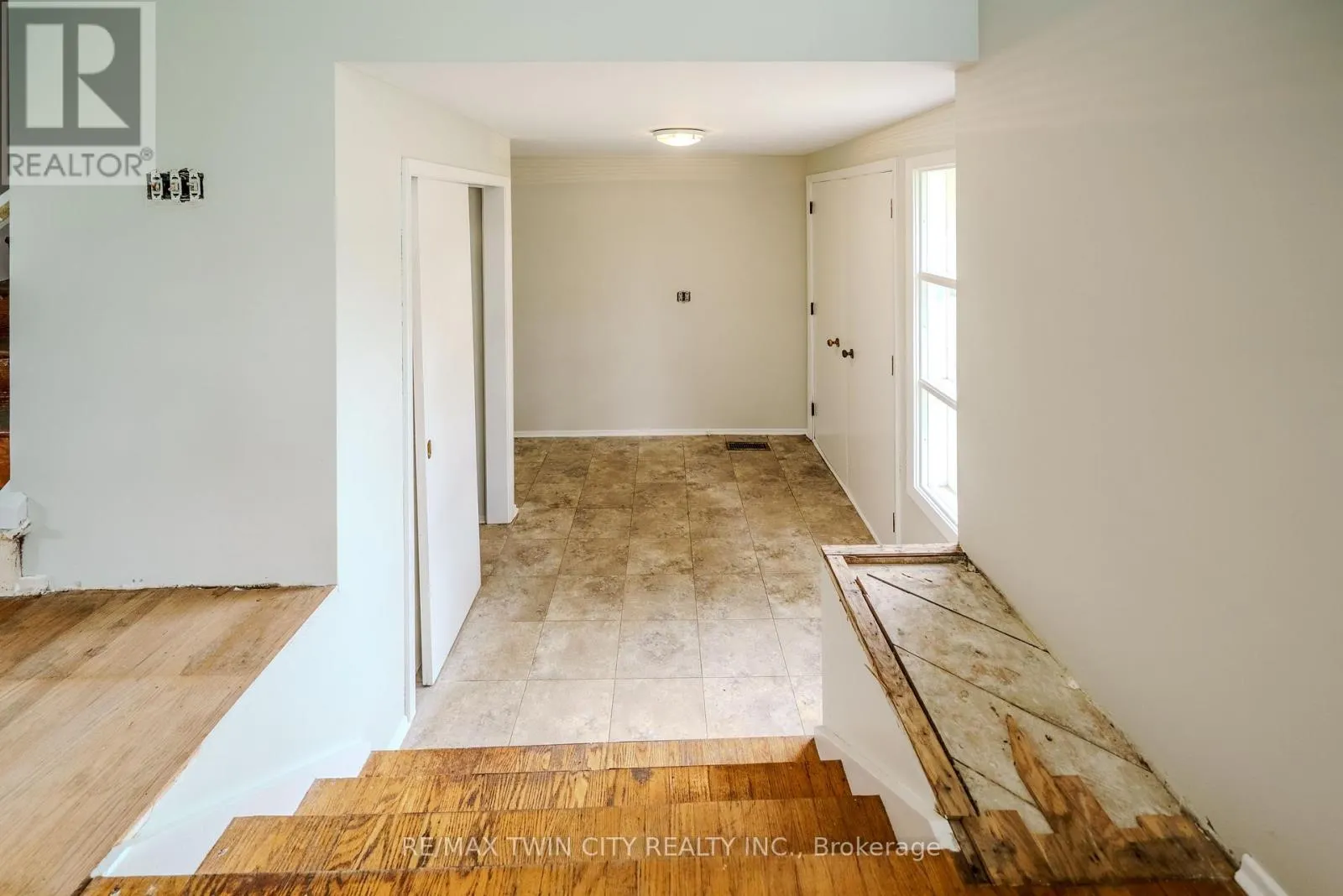 234 GRAND STREET