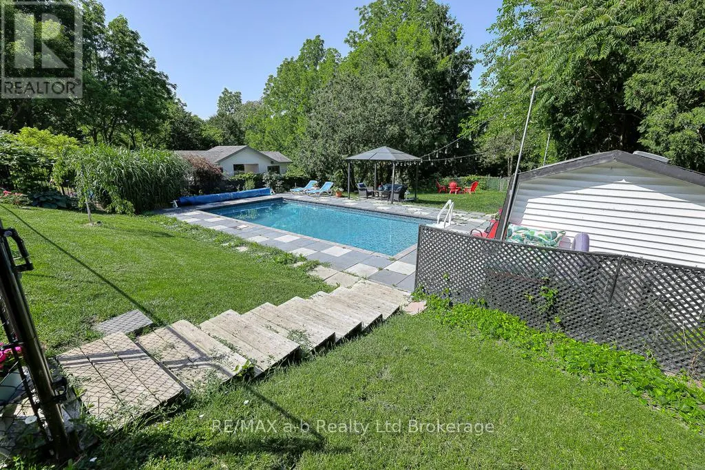 109 SUNSET DRIVE