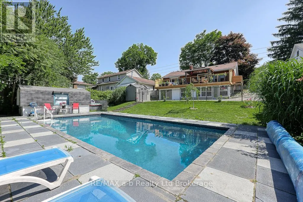 109 SUNSET DRIVE