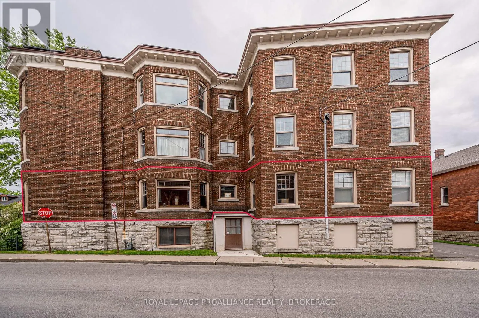 2 - 244 BARRIE STREET, #2