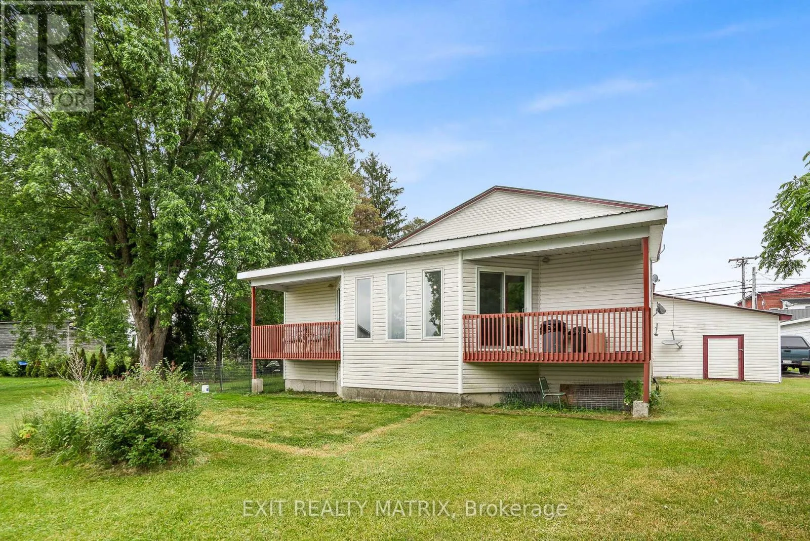 53 LABROSSE STREET