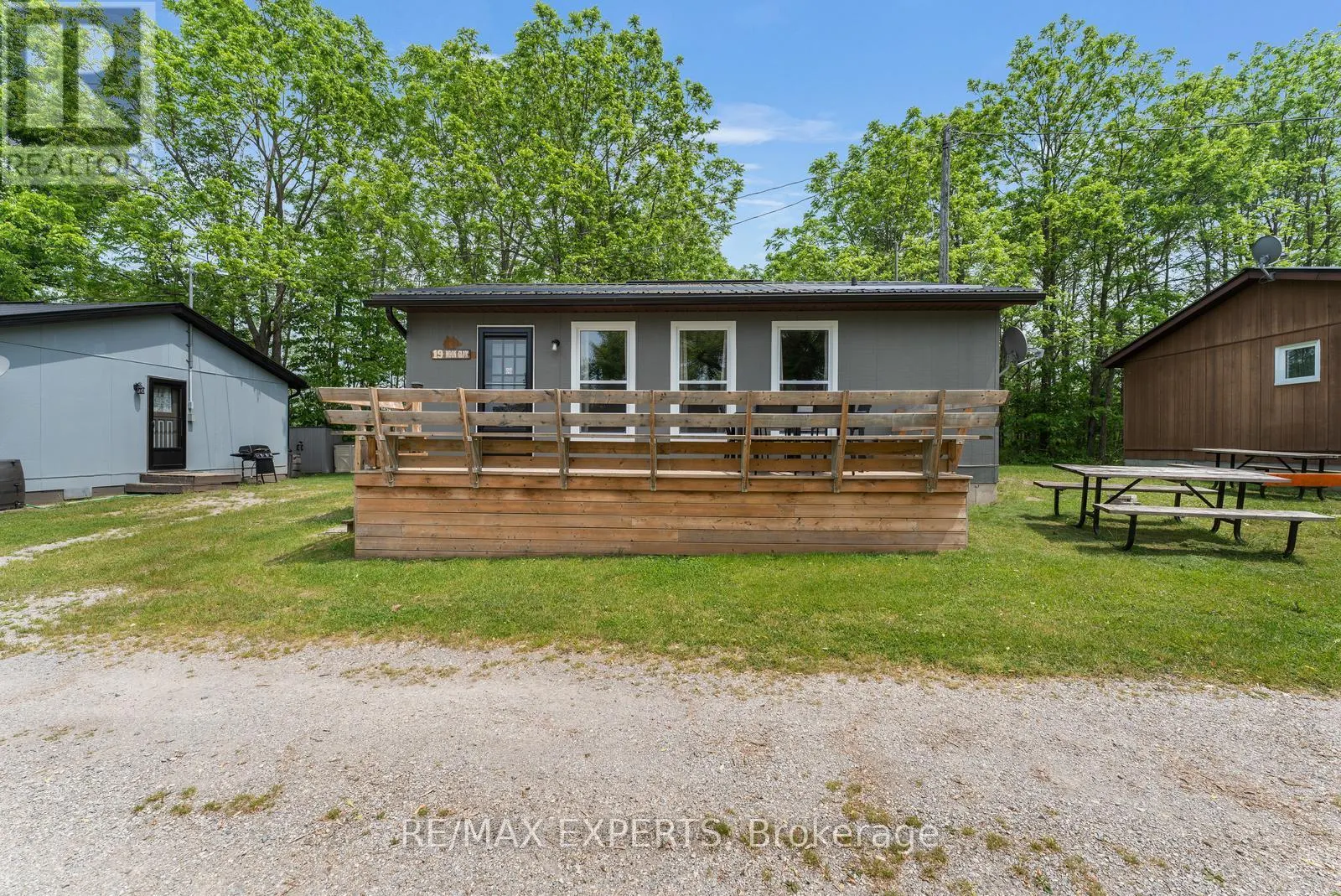 19 - 230-232 LAKE DALRYMPLE ROAD