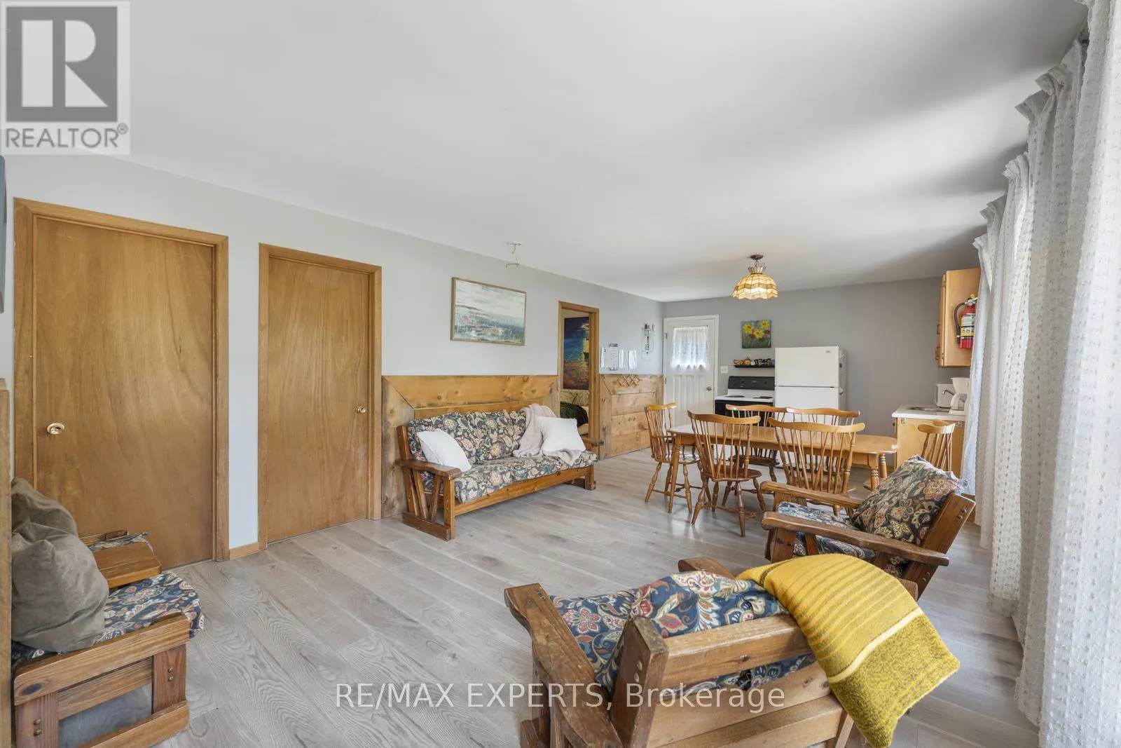 19 - 230-232 LAKE DALRYMPLE ROAD