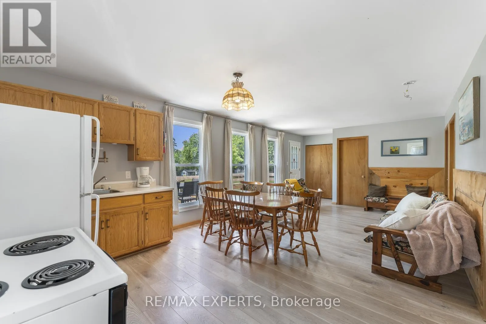 19 - 230-232 LAKE DALRYMPLE ROAD