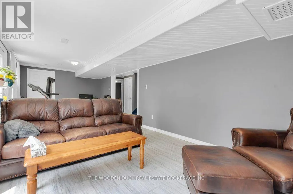 7 KERRY CIRCLE