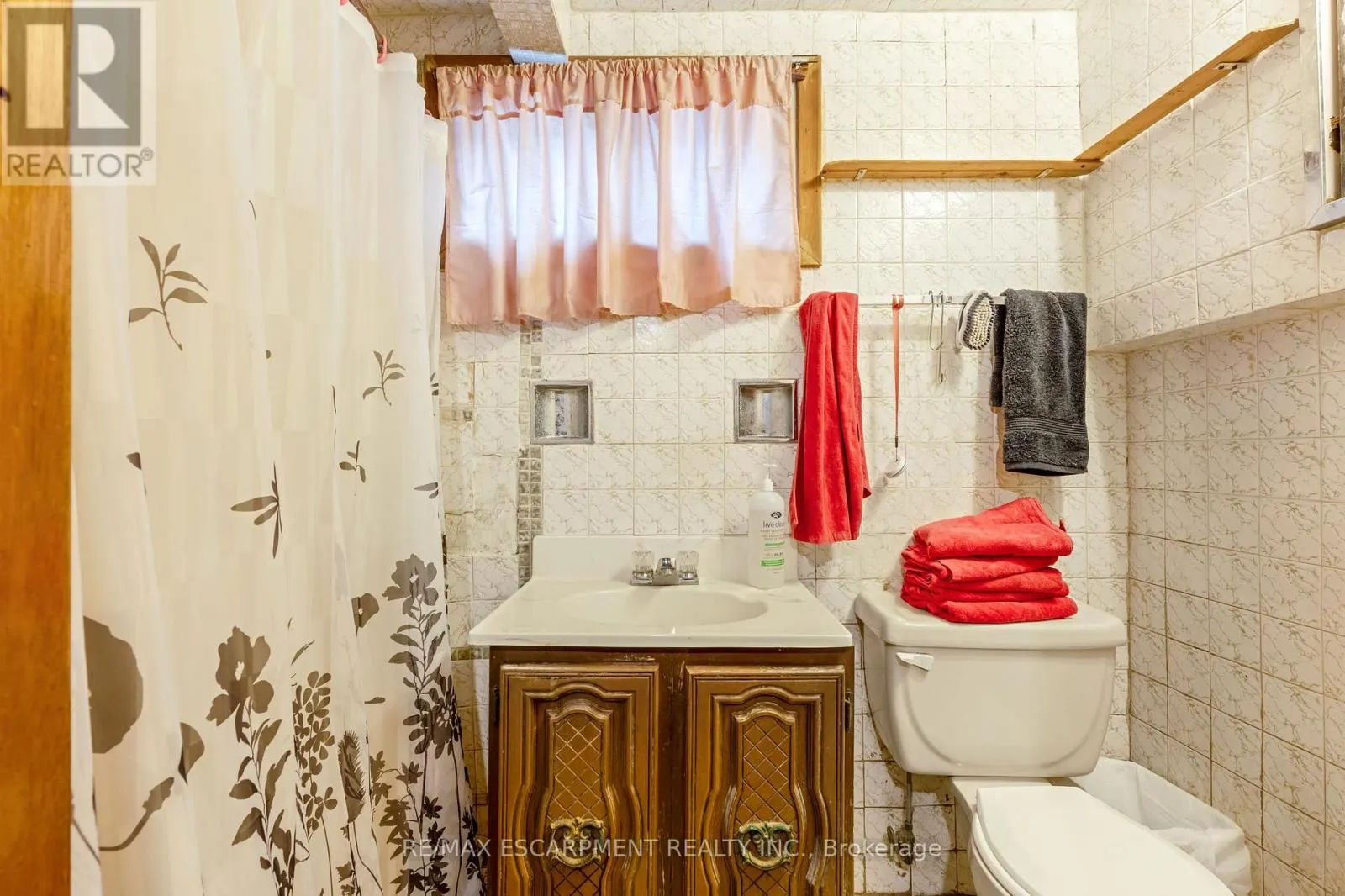 45 EAST 17TH STREET E