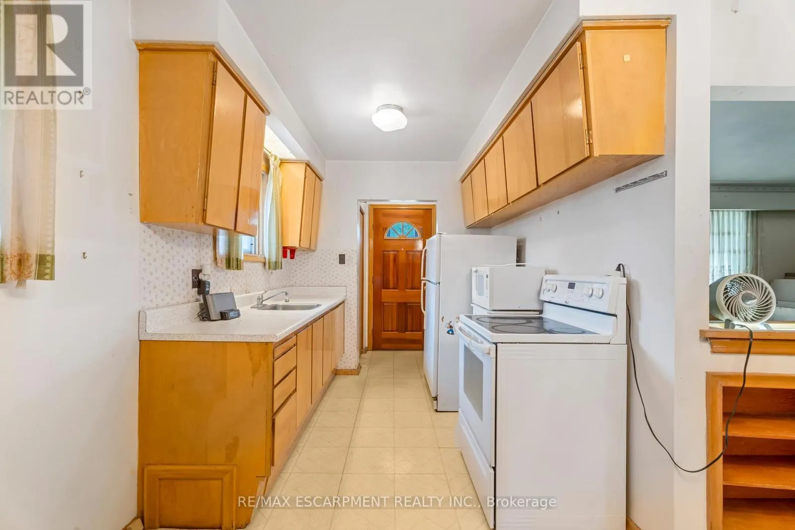 45 EAST 17TH STREET E