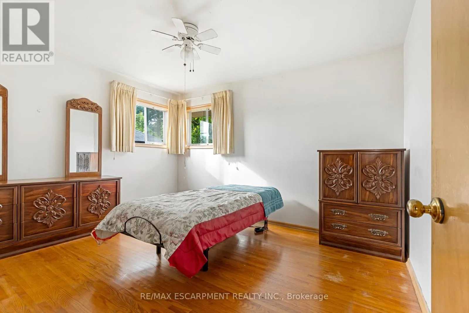45 EAST 17TH STREET E