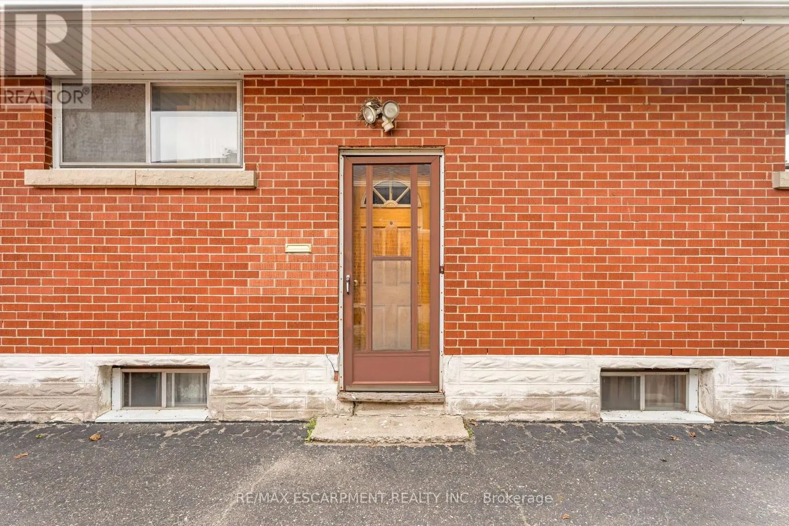45 EAST 17TH STREET E