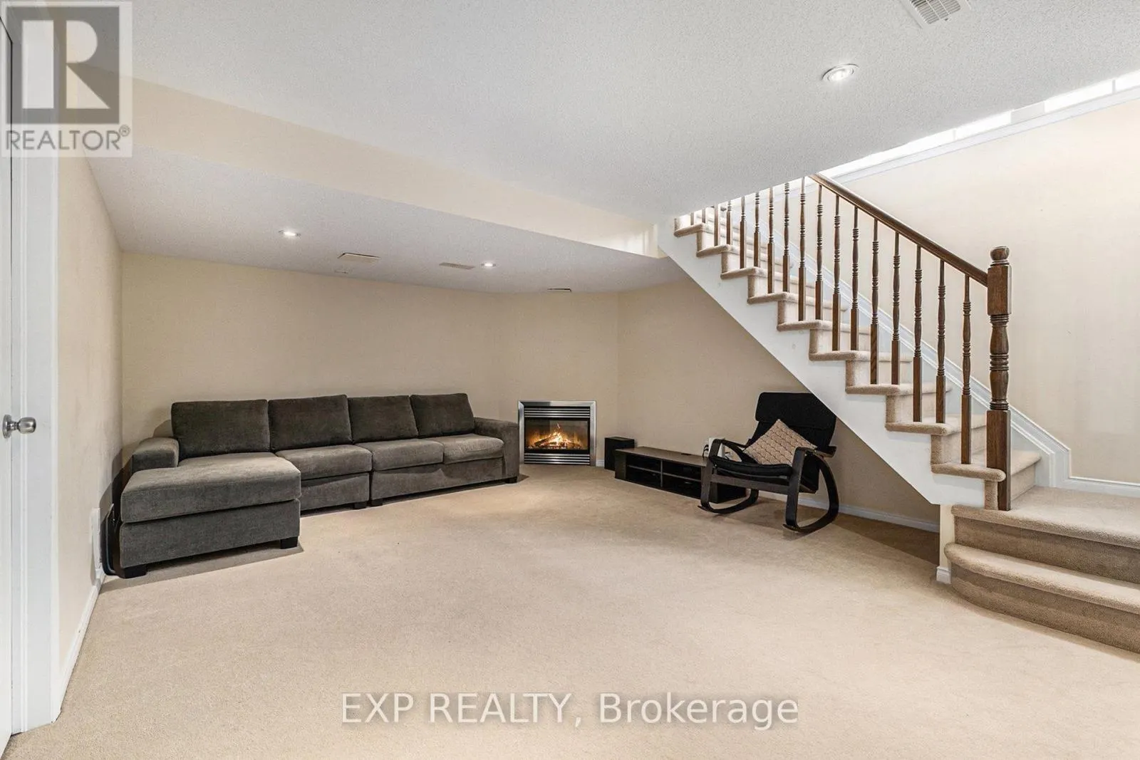 407 HEATHROW PRIVATE