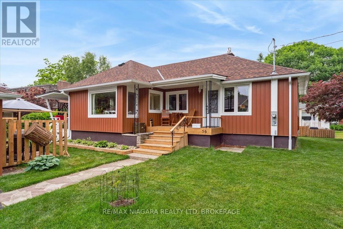 56 OAKRIDGE CRESCENT