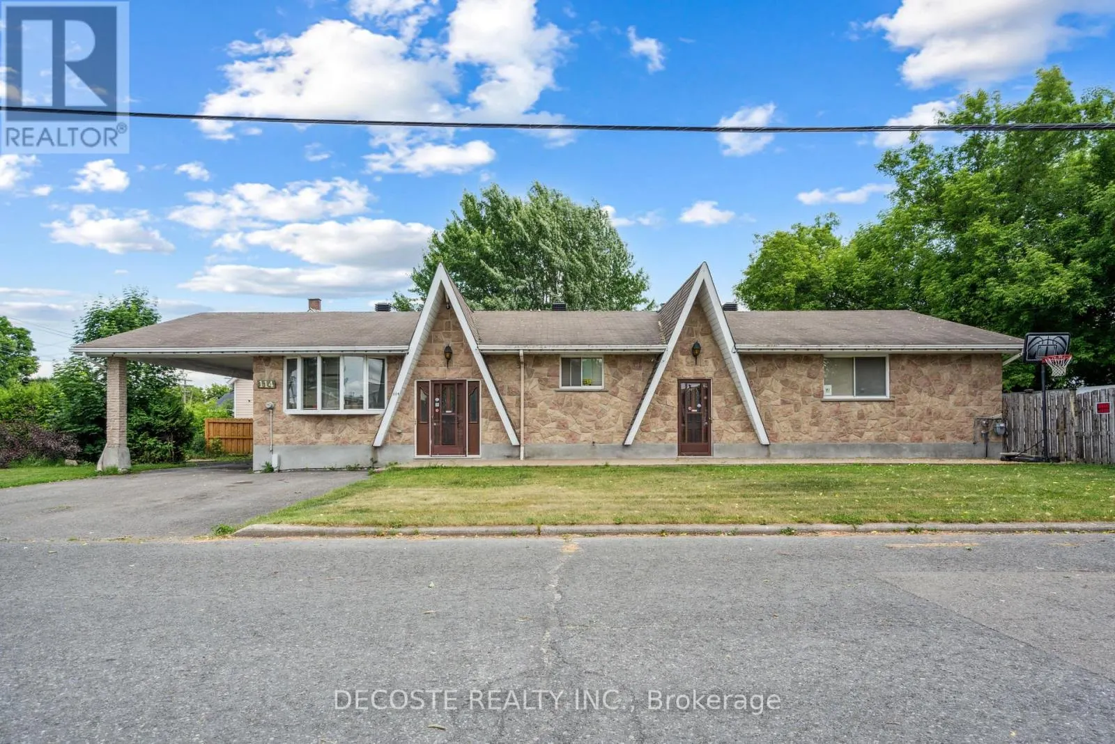 114 ST GEORGE STREET W