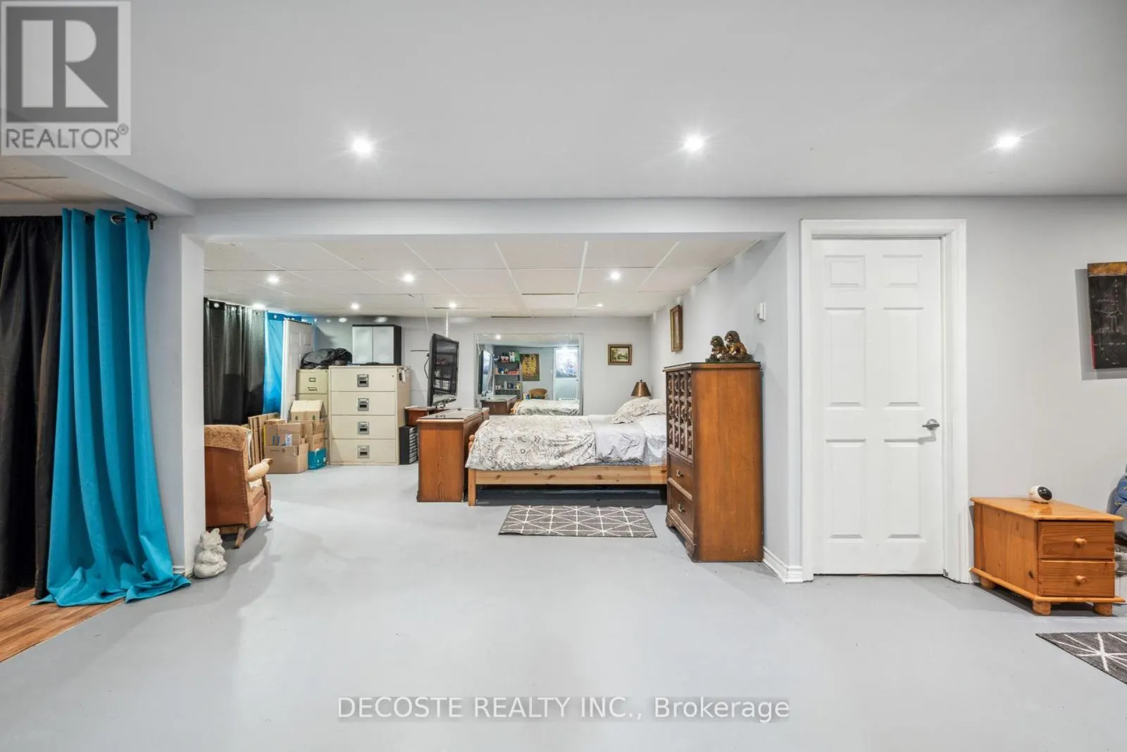 114 ST GEORGE STREET W