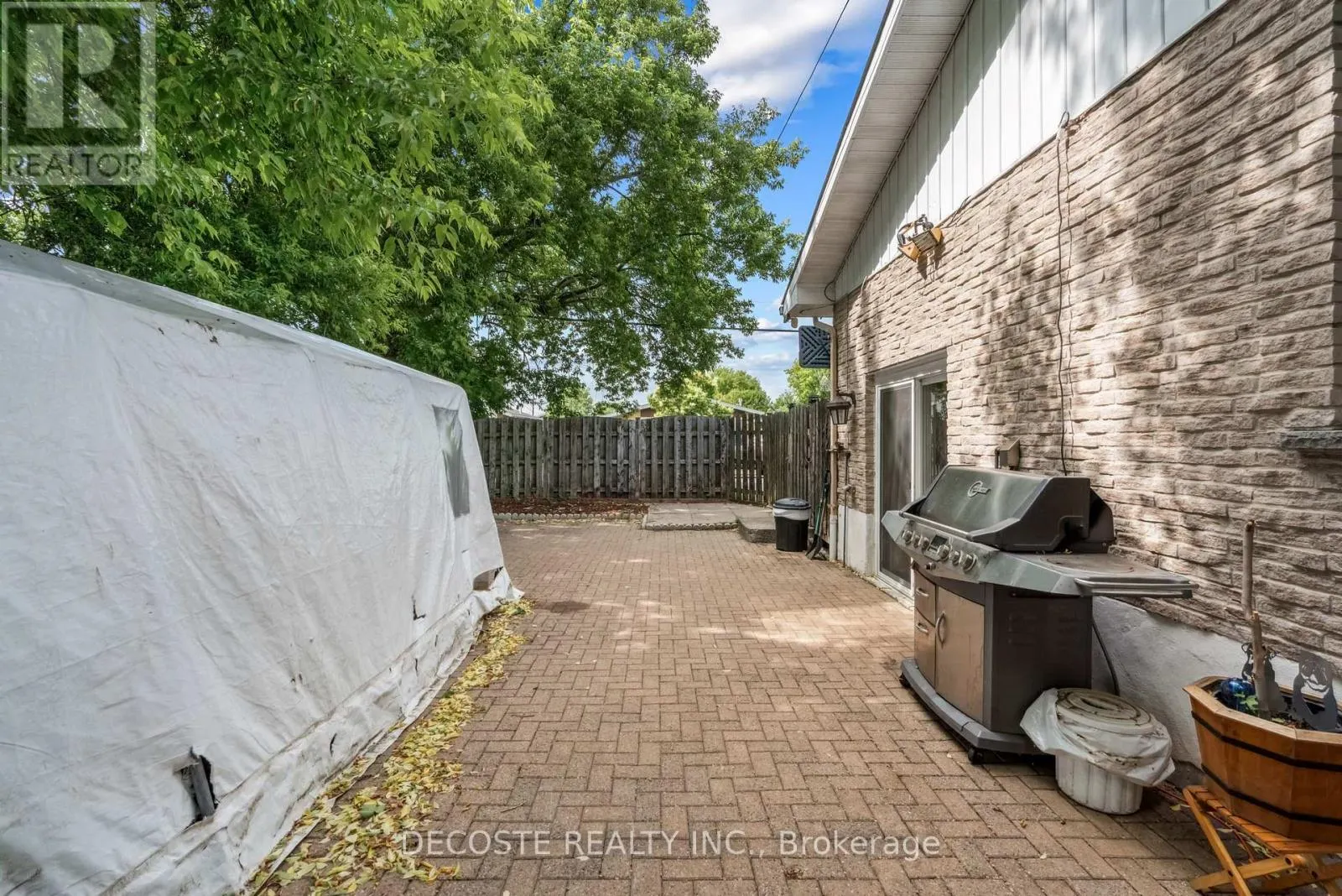 114 ST GEORGE STREET W